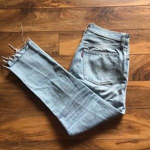 LEVI 501 Button Fly Jeans